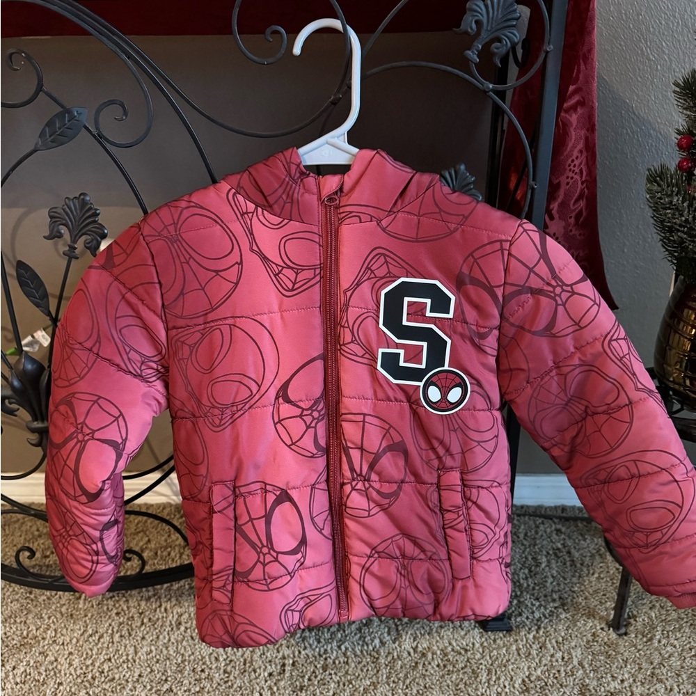 Marvel Red Spider Patterned Puffer Jacket
